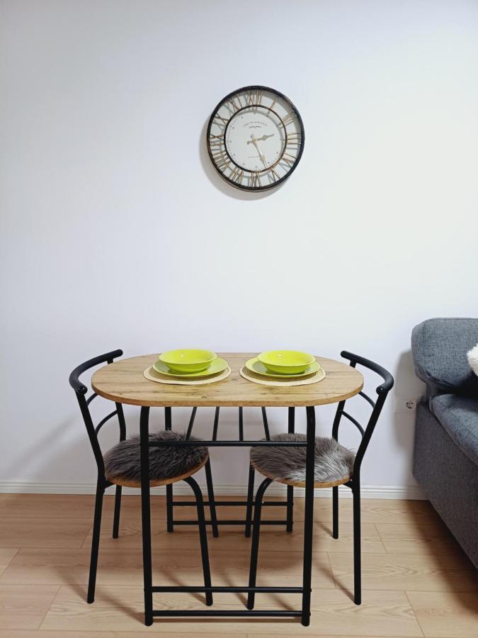 Regis Apartment Tirana Eksteriør billede