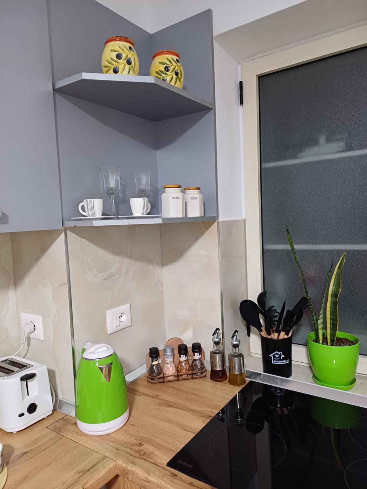 Regis Apartment Tirana Eksteriør billede