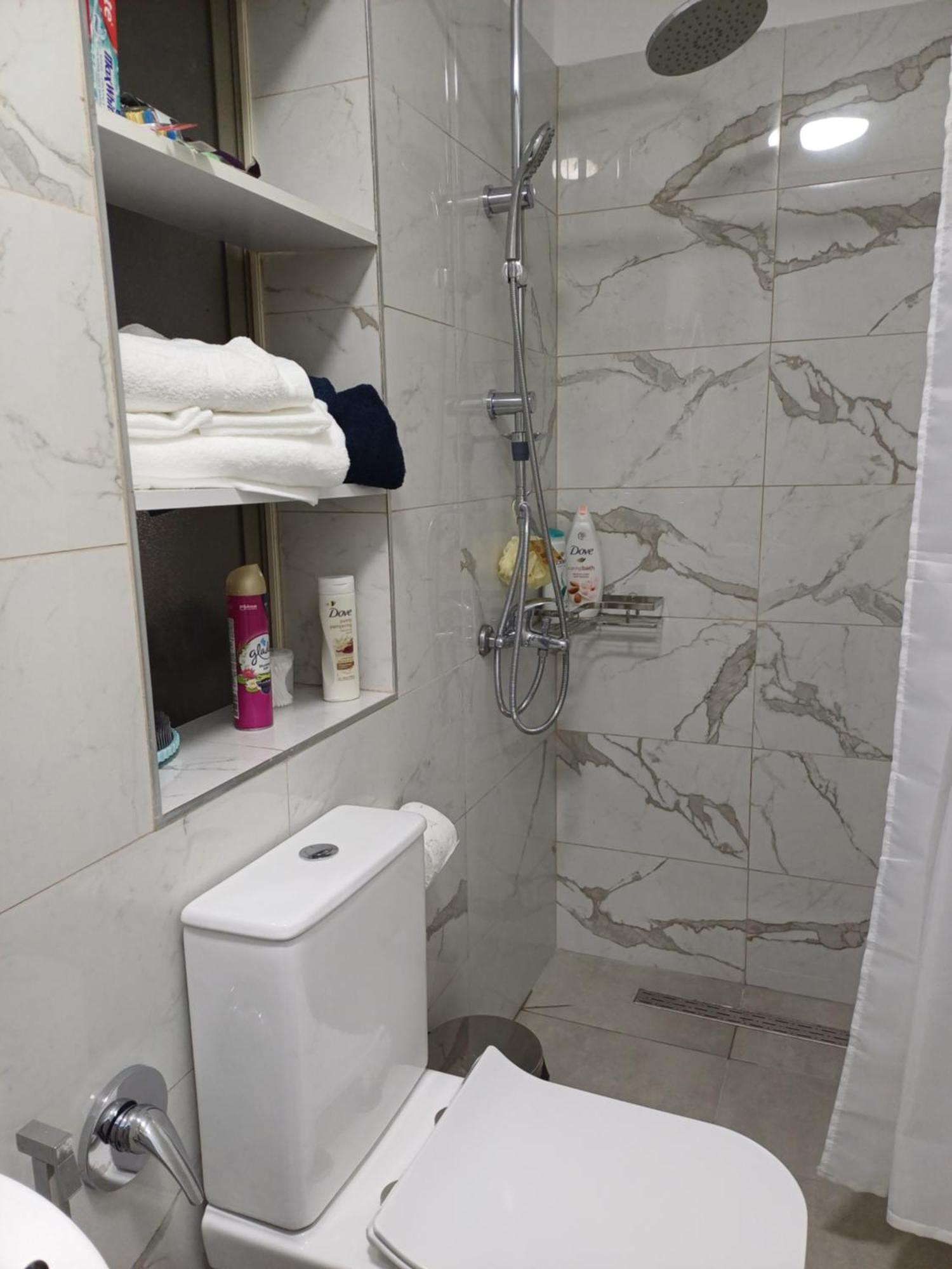 Regis Apartment Tirana Eksteriør billede