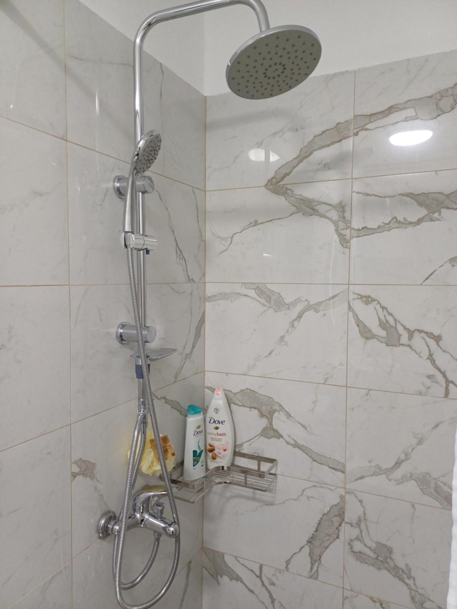 Regis Apartment Tirana Eksteriør billede