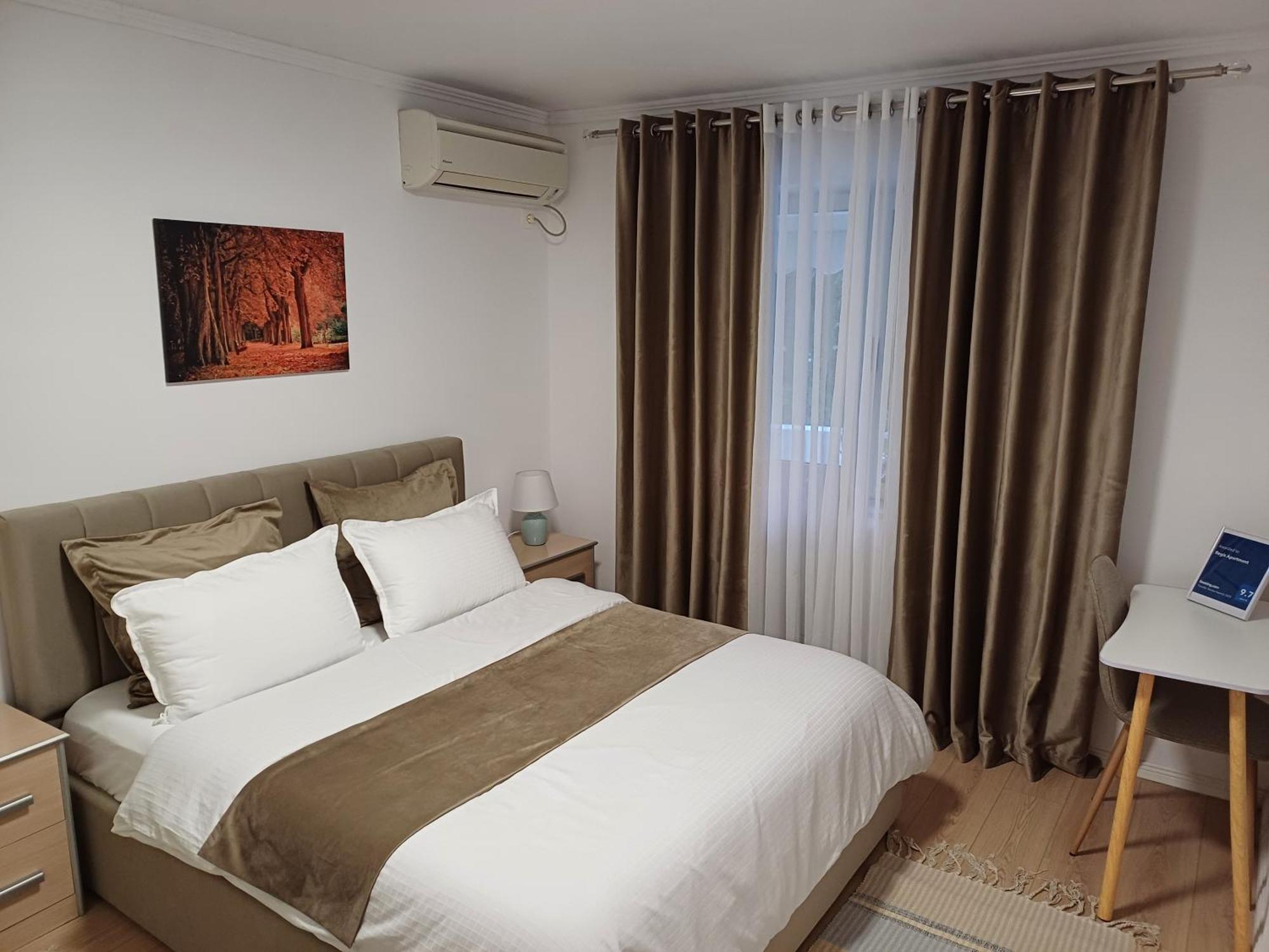 Regis Apartment Tirana Eksteriør billede