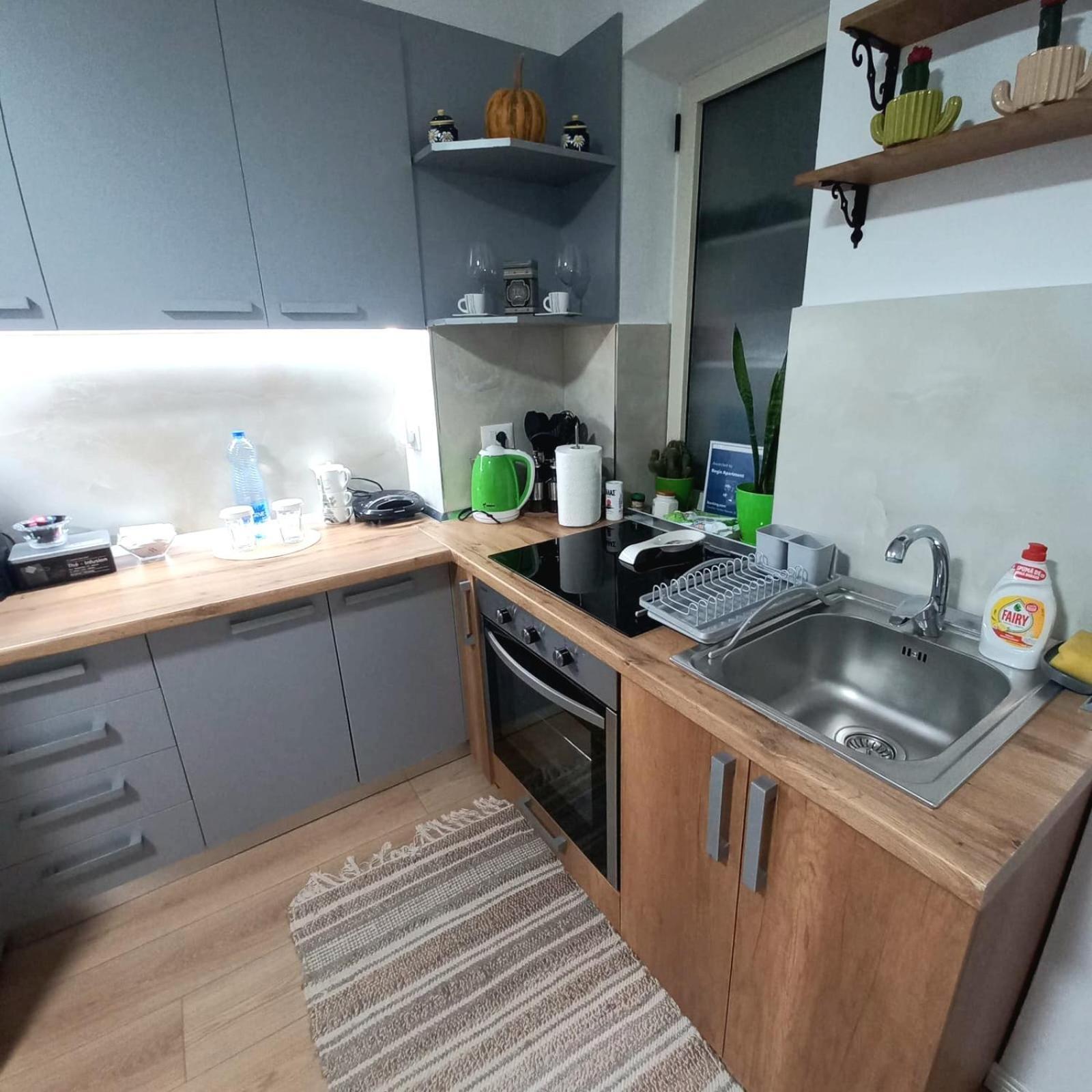 Regis Apartment Tirana Eksteriør billede